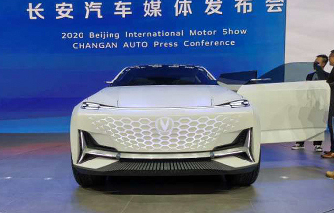 長(zhǎng)安汽車logo設(shè)計(jì)